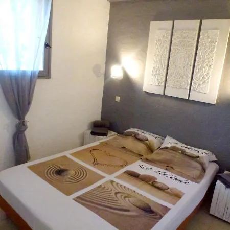 Maison D'une A Zonza A 300 M De La Plage Avec Jardin Amenage * Conca